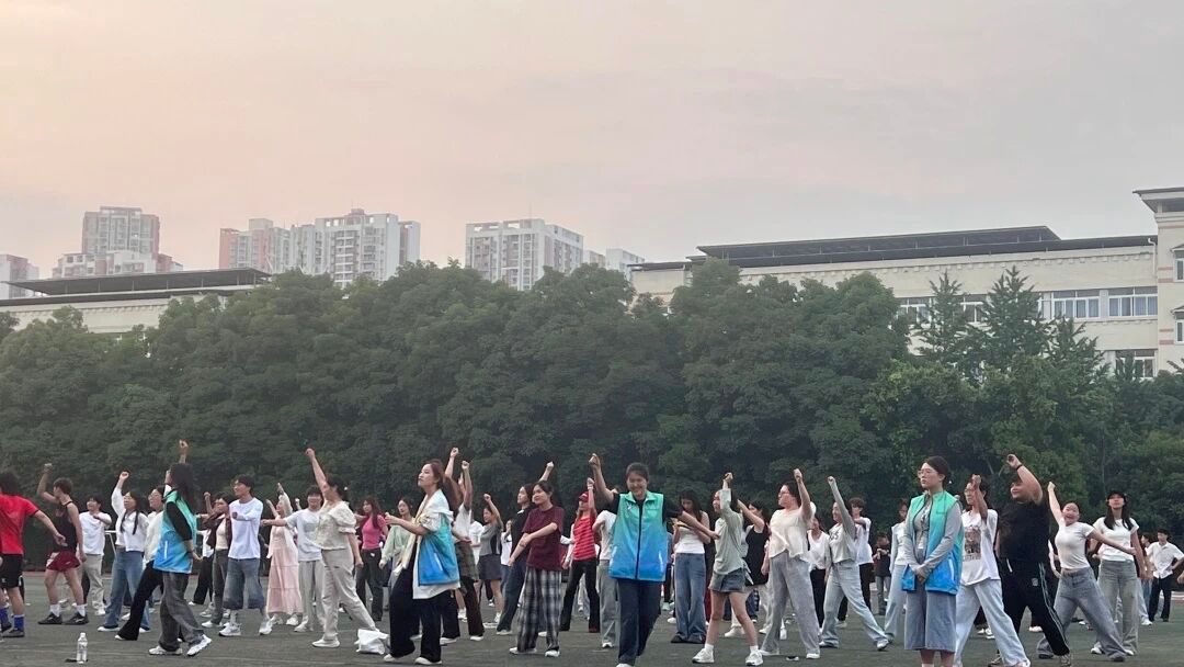常态化参与体育锻炼